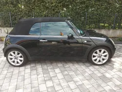 Schwarz Gebraucht 2004 Mini Cooper Cabriolet Cabrio | 2.500 € (Etwas zu teuer)