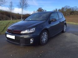 Grau Gebraucht 2011 VW Golf VI GTI Kleinwagen | 14.000 € (Teuer)