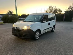 Weiß Gebraucht 2014 Opel Combo Van / Kleinbus | 3.800 € (Superpreis)