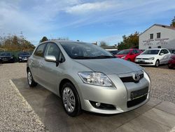 Silber Gebraucht 2008 Toyota Auris Luna Limousine | 7.499 € (Etwas zu teuer)