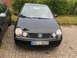 Schwarz Gebraucht 2004 VW Polo Limousine | 2.550 € (Teuer)