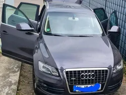 Braun Gebraucht 2009 Audi Q5 SUV | 12.499 € (Teuer)