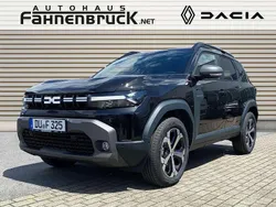 Perlmuttschwarz metallic Gebraucht 2024 Dacia Duster Journey SUV | 25.635 € (Fairer Preis)