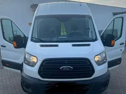Weiß Gebraucht 2016 Ford Transit Van / Kleinbus | 12.500 € (Superpreis)