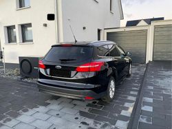Schwarz Gebraucht 2016 Ford Focus Titanium Kombi | 9.400 € (Fairer Preis)