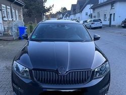 Schwarz Gebraucht 2014 Skoda Octavia RS Kombi | 12.000 € (Superpreis)