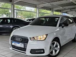 Weiß Gebraucht 2016 Audi A1 Design Kleinwagen | 14.490 € (Fairer Preis)