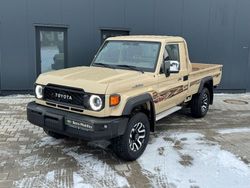 Beige Neu 2025 Toyota Land Cruiser SUV | 95.900 €