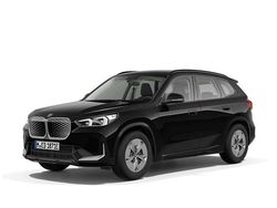 Schwarz uni Neu 2025 BMW iX1 Performance SUV | 45.600 € (Superpreis)
