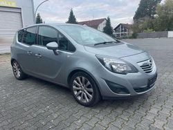 Grau Gebraucht 2011 Opel Meriva Innovation Van / Kleinbus | 3.890 € (Superpreis)