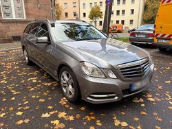 Grau Gebraucht 2012 Mercedes E300 Sport Kombi | 5.900 € (Superpreis)