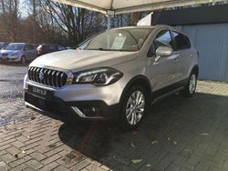 Silber Gebraucht 2017 Suzuki SX4 S-Cross Comfort SUV | 13.580 € (Fairer Preis)