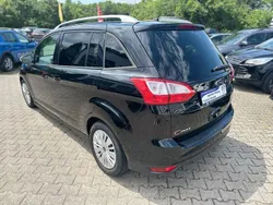 Iridiumschwarz metallic Gebraucht 2016 Ford Grand C-Max Business Edition Van / Kleinbus | 12.995 € (Fairer Preis)