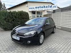 Deep black perleffek (metallic) Gebraucht 2011 VW Golf VI Style Limousine | 8.550 €