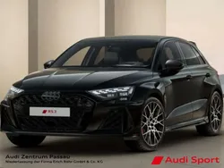 Mythosschwarz metallic Neu 2025 Audi RS3 Sportback Ambiente Kleinwagen | 75.950 €