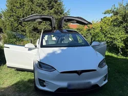 Weiß Gebraucht 2018 Tesla Model X SUV | 23.900 € (Fairer Preis)
