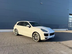 Weiß Gebraucht 2016 Porsche Cayenne Sport SUV | 31.499 €
