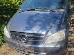 Grau Gebraucht 2011 Mercedes Vito Van / Kleinbus | 6.999 € (Teuer)