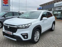 Weiß Gebraucht 2023 Suzuki SX4 S-Cross Comfort SUV | 23.990 € (Etwas zu teuer)