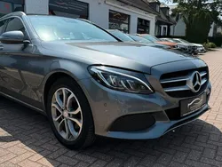 Grau Gebraucht 2016 Mercedes C220 Limousine | 19.999 € (Fairer Preis)