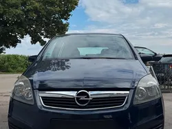 Blau Gebraucht 2006 Opel Zafira Van / Kleinbus | 2.100 € (Fairer Preis)