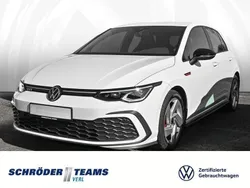 Pure white Gebraucht 2022 VW Golf VIII GTI Limousine | 29.980 € (Fairer Preis)