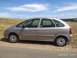 Gold Gebraucht 2004 Citroën Xsara Picasso Van / Kleinbus | 3.300 €