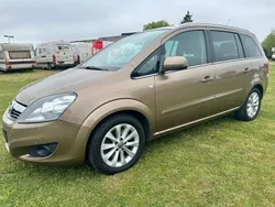 Braun Gebraucht 2015 Opel Zafira Family Van / Kleinbus | 5.000 € (Fairer Preis)