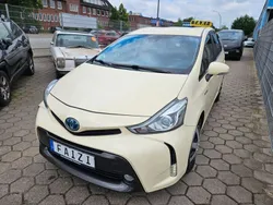 Weiß Gebraucht 2018 Toyota Prius+ Comfort Van / Kleinbus | 11.450 € (Fairer Preis)