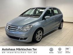 Blau Gebraucht 2006 Mercedes 200 Limousine | 2.800 € (Superpreis)