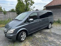 Grau Gebraucht 2011 Mercedes Viano Van / Kleinbus | 12.100 € (Guter Preis)