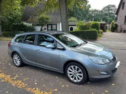 Grau Gebraucht 2012 Opel Astra Kombi | 7.300 € (Teuer)