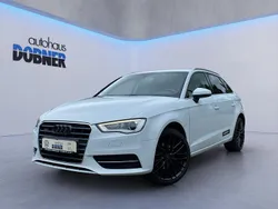 Weiß Gebraucht 2014 Audi A3 Sportback Ambiente Kombi | 10.900 € (Fairer Preis)