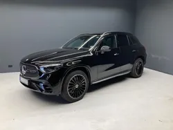 Schwarz Gebraucht 2024 Mercedes GLC300e Premium SUV | 73.980 €