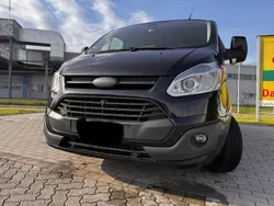 Schwarz Gebraucht 2014 Ford Tourneo Custom Van / Kleinbus | 20.999 € (Etwas zu teuer)