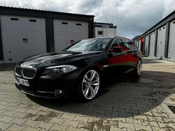 Schwarz Gebraucht 2011 BMW 525 Performance Limousine | 11.250 € (Fairer Preis)