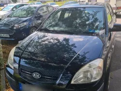 Schwarz Gebraucht 2007 Kia Rio Kombi | 1.400 €