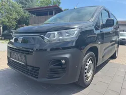 Schwarz Gebraucht 2023 Fiat Doblò Van / Kleinbus | 8.700 €
