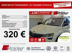 Moonweiß perleffekt (metallic) Gebraucht 2021 Skoda Karoq SportLine SUV | 26.946 € (Fairer Preis)