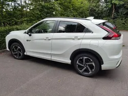 Weiß Gebraucht 2025 Mitsubishi Eclipse Cross Plus SUV | 30.900 € (Etwas zu teuer)
