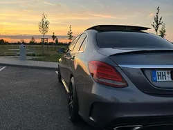 Grau Gebraucht 2018 Mercedes C300 Limousine | 25.900 € (Fairer Preis)
