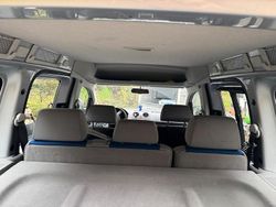 Grau Gebraucht 2008 VW Caddy Life Van / Kleinbus | 5.400 € (Etwas zu teuer)