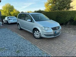 Silber Gebraucht 2009 VW Touran Van / Kleinbus | 2.900 €