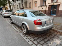Silber Gebraucht 2002 Audi A4 Limousine | 1.250 € (Superpreis)