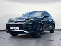 Grenadillschwarz metallic Neu 2025 VW Tiguan R-line SUV | 55.890 € (Fairer Preis)