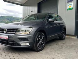 Grau Gebraucht 2017 VW Tiguan Sound SUV | 18.490 € (Fairer Preis)