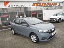 Grau Gebraucht 2024 Dacia Sandero Expression Limousine | 13.900 € (Fairer Preis)