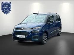 Blau (blau) Gebraucht 2023 Citroën e-Berlingo Shine Van / Kleinbus | 22.990 € (Guter Preis)