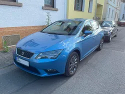 Blau Gebraucht 2013 Seat Leon I-Tech Limousine | 6.490 € (Guter Preis)