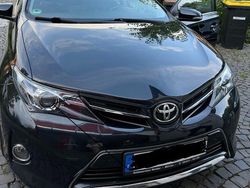Blau Gebraucht 2013 Toyota Auris Limousine | 8.900 €